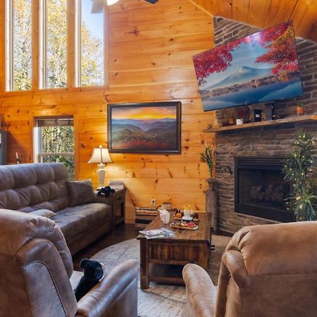 Whispering Pines Retreat By Ghosal Luxury Lodging Гатлінбург Екстер'єр фото