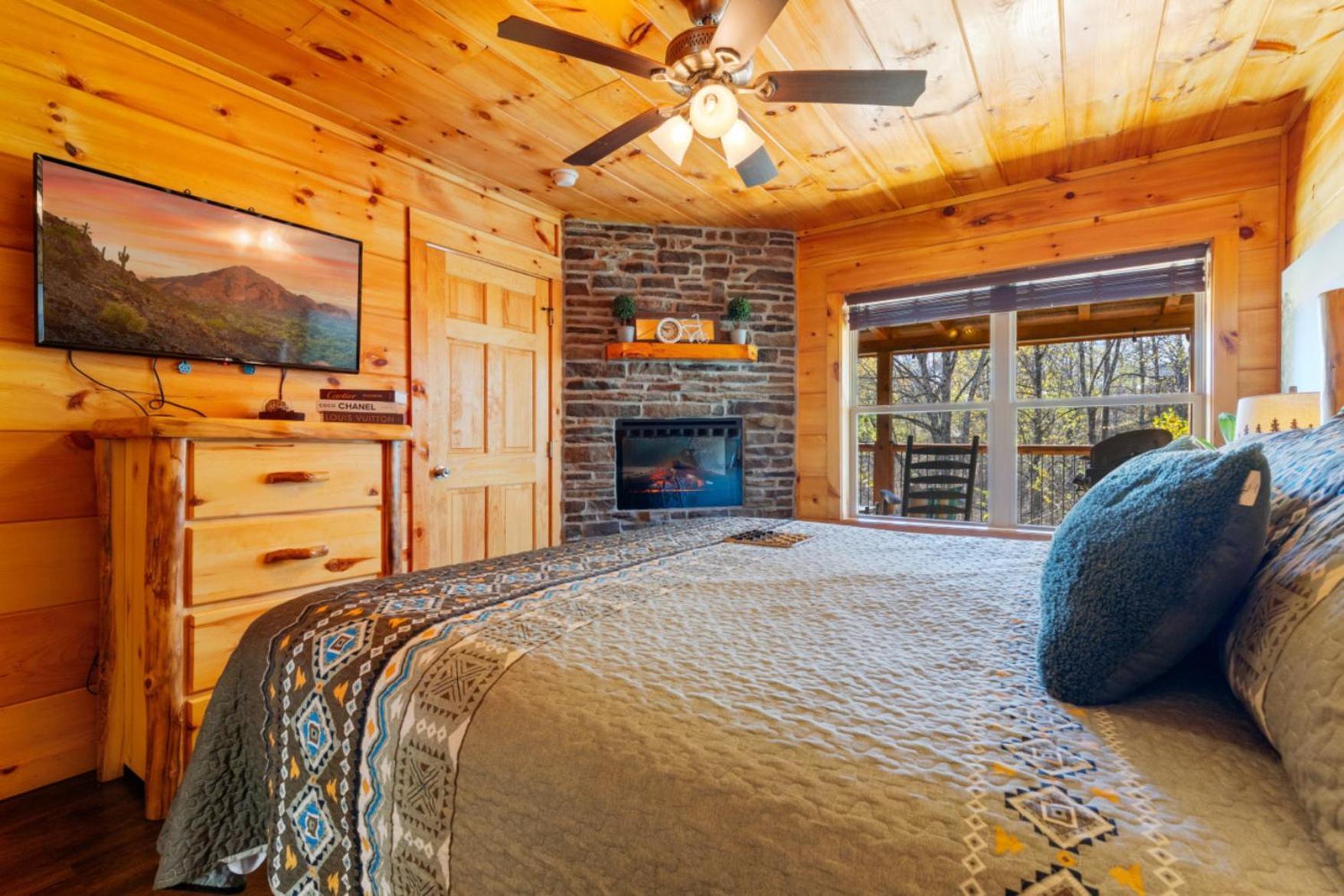 Whispering Pines Retreat By Ghosal Luxury Lodging Гатлінбург Екстер'єр фото